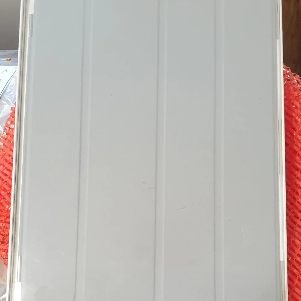 NEW iPad smart cover